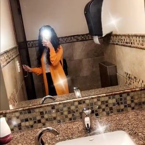 Meet your Posher, Mairely